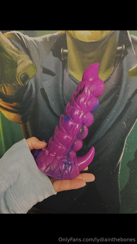 Naakte gelekte OnlyFans-foto van Lydiainthebones