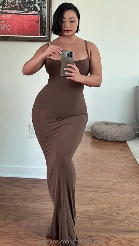Naakte gelekte OnlyFans-foto van Chinadollnq