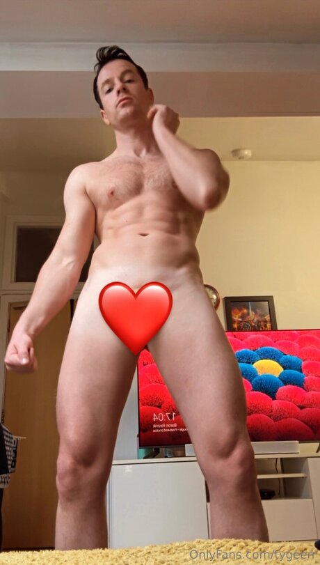 Naakte gelekte OnlyFans-foto van Tygeerr