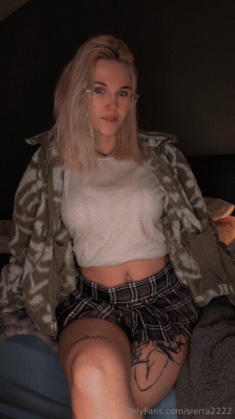 Naakte gelekte OnlyFans-foto van Sierra2222