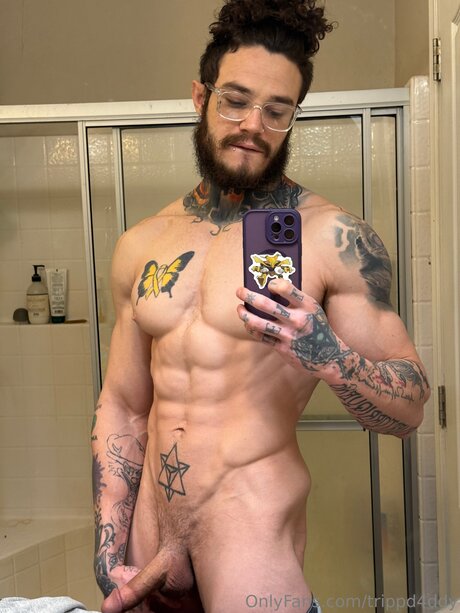 Naakte gelekte OnlyFans-foto van Trippd4ddy