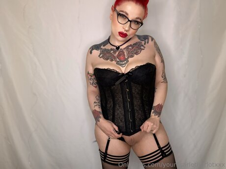 Yourscarletharlotxxx