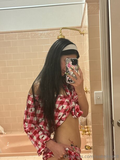 Naakte gelekte OnlyFans-foto van Isabellas08