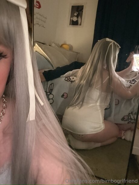 Bimbogrlfriend