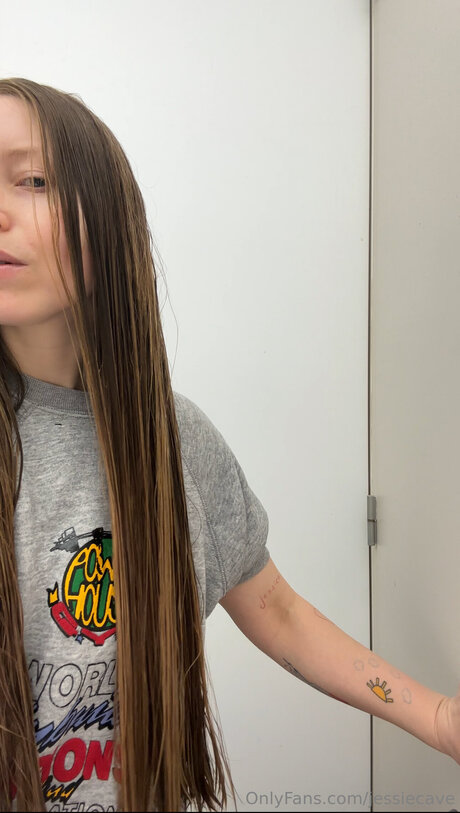 Naakte gelekte OnlyFans-foto van Jessiecave