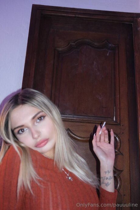 Naakte gelekte OnlyFans-foto van Pauuuline