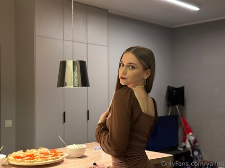 Naakte gelekte OnlyFans-foto van Vallmi