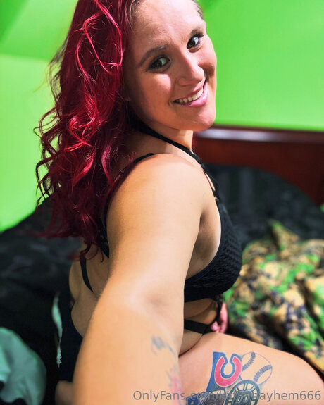 Naakte gelekte OnlyFans-foto van Katiemayhem666