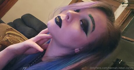 Naakte gelekte OnlyFans-foto van Hannah Rebel Corvin