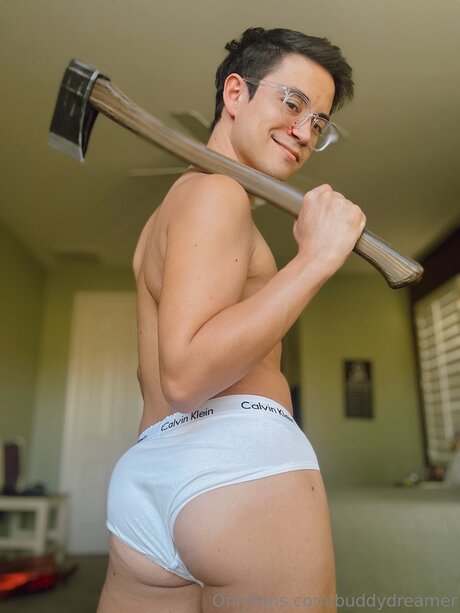 Naakte gelekte OnlyFans-foto van Buddycreamer