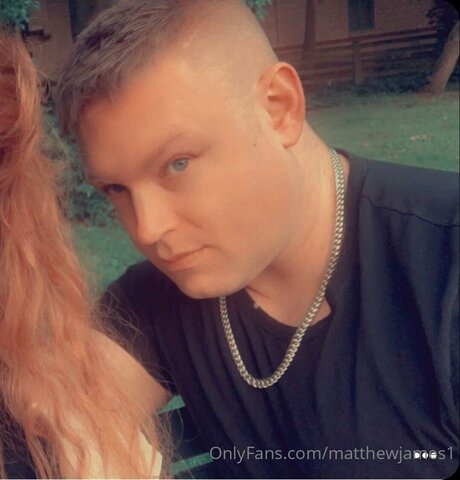 Naakte gelekte OnlyFans-foto van Matthewjames1