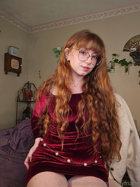 Naakte gelekte OnlyFans-foto van Mizzmandyfrizzle