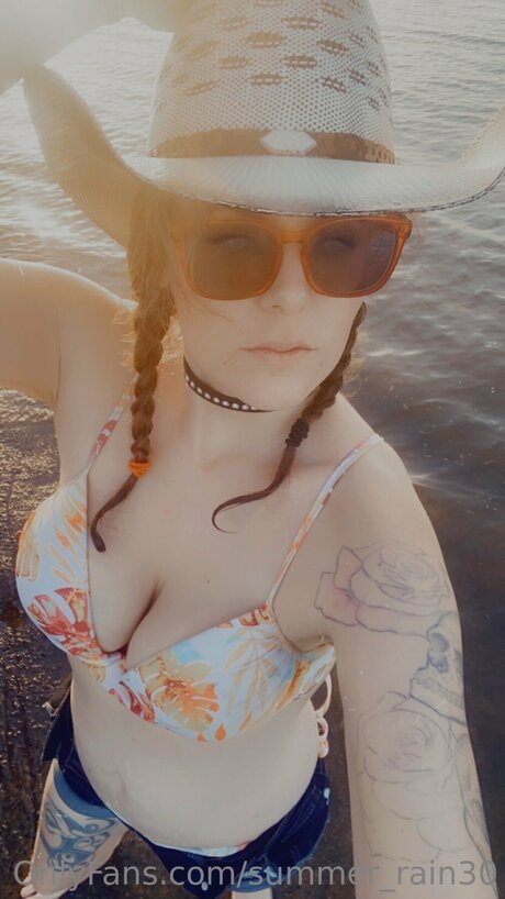 Naakte gelekte OnlyFans-foto van Summer Rain30