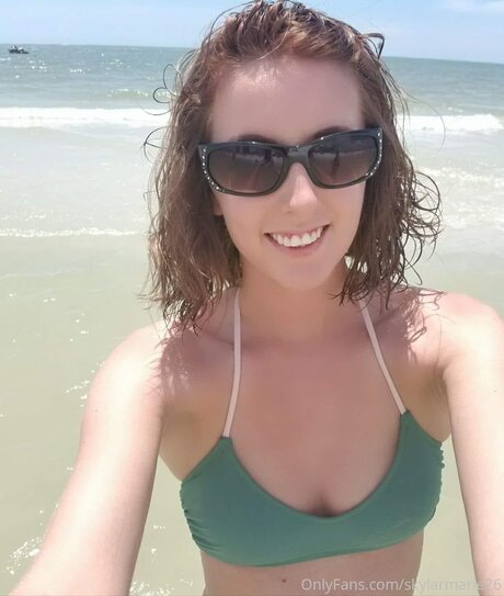 Naakte gelekte OnlyFans-foto van Skylarmarie26