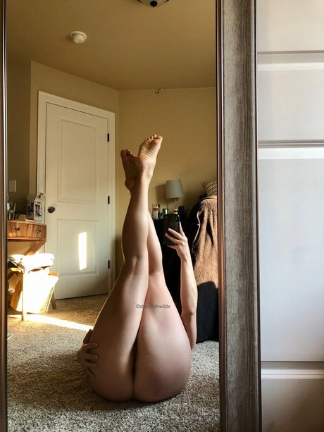 Naakte gelekte OnlyFans-foto van Xhannahwildx