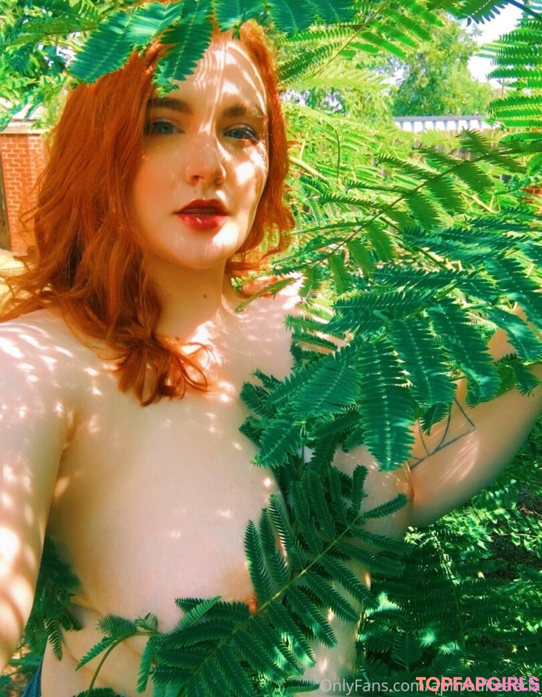 Naakte gelekte OnlyFans-foto van Allisonivyx #1048