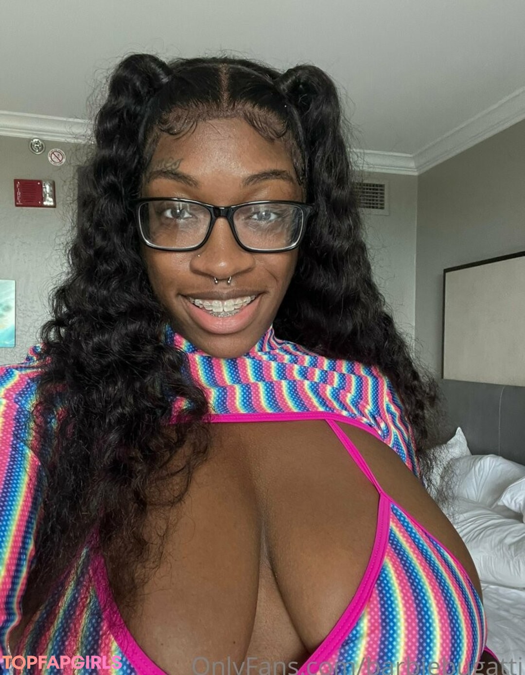 Naakte gelekte OnlyFans-foto van Barbie Bugatti #1783