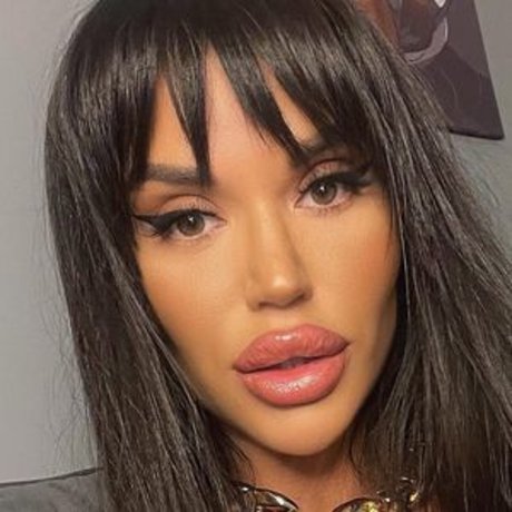 Naakte gelekte OnlyFans-foto van Deesha