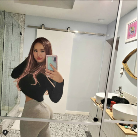 Naakte gelekte OnlyFans-foto van Keiracat
