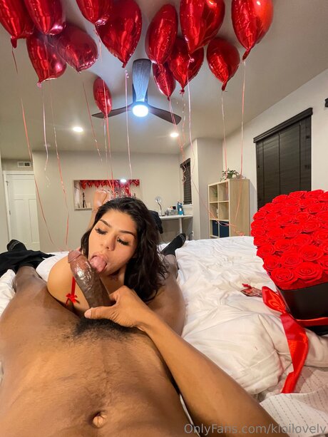 Naakte gelekte OnlyFans-foto van Kloilovely
