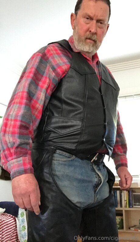 Cigardad65