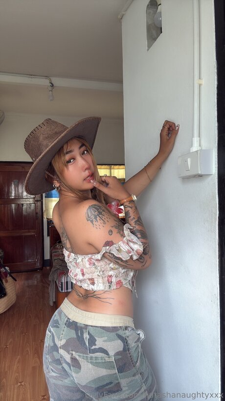 Natashanaughtyxxx