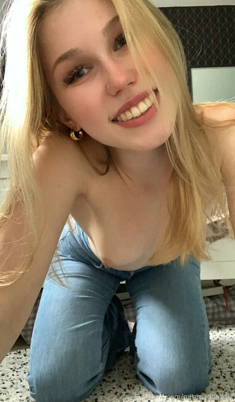 Naakte gelekte OnlyFans-foto van Mila Madness