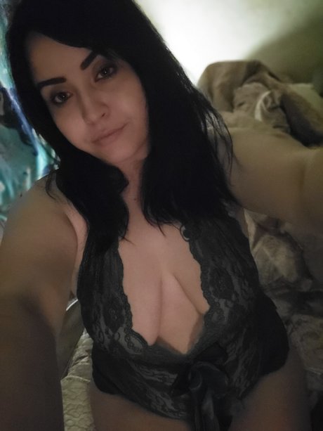 Naakte gelekte OnlyFans-foto van Ashley