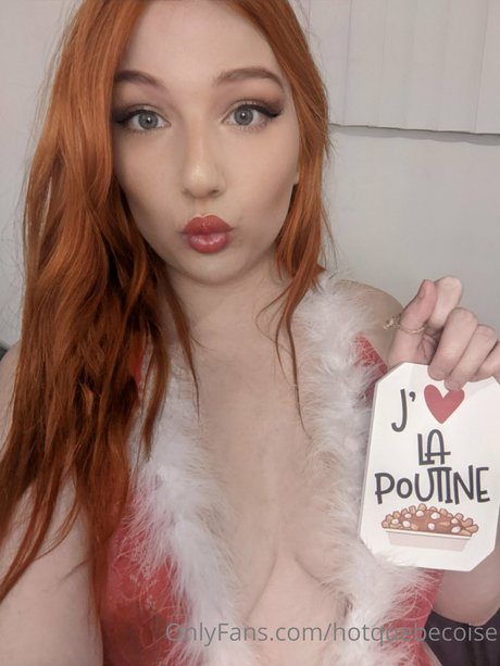 Naakte gelekte OnlyFans-foto van Delphine