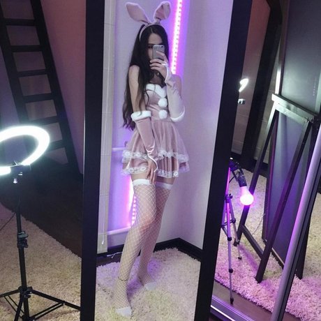 Naakte gelekte OnlyFans-foto van Nyakich