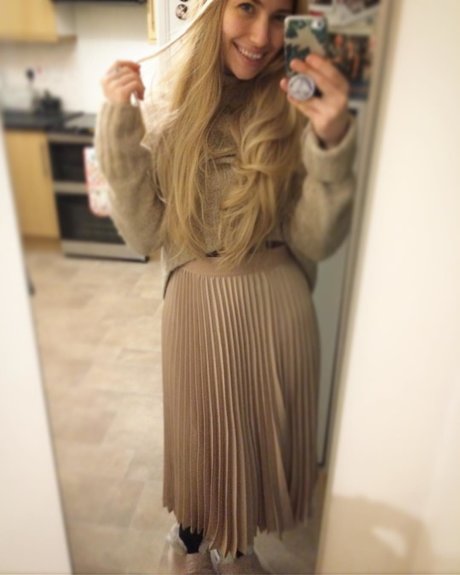 Naakte gelekte OnlyFans-foto van Stephanie Bonham Carter