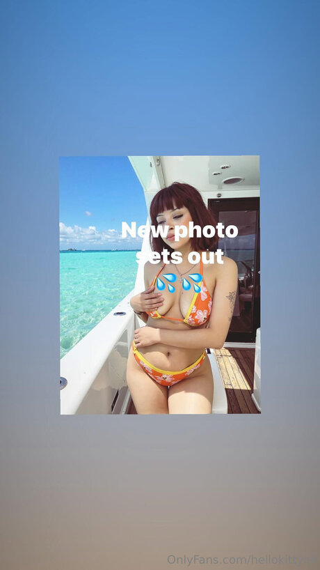 Naakte gelekte OnlyFans-foto van Hellokittyeli