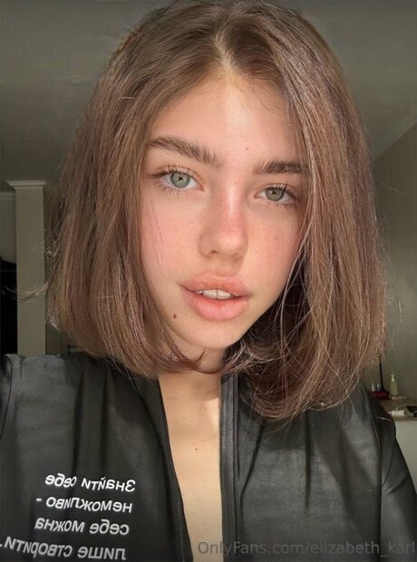 Naakte gelekte OnlyFans-foto van Shymily