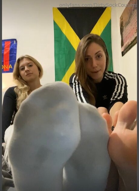 Naakte gelekte OnlyFans-foto van Dirtysockcousins