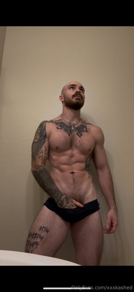 Naakte gelekte OnlyFans-foto van Xxxkashed