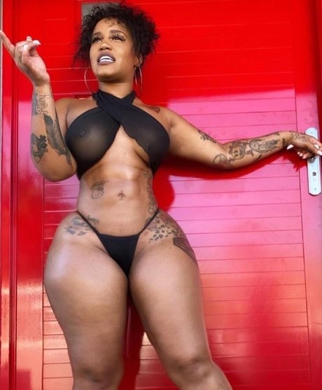 Naakte gelekte OnlyFans-foto van Jhonni Blaze