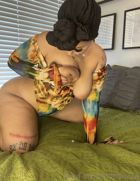 Naakte gelekte OnlyFans-foto van Tbrazzyyy