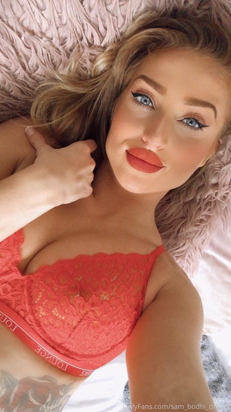 Naakte gelekte OnlyFans-foto van Sam Bodhi