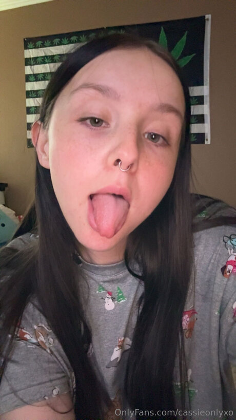 Naakte gelekte OnlyFans-foto van Cassieonlyxo