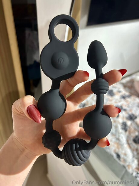 Naakte gelekte OnlyFans-foto van Gummies15