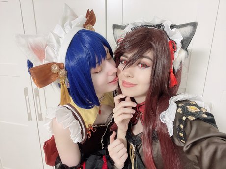 Naakte gelekte OnlyFans-foto van Tasha Bunny And Remi Fox