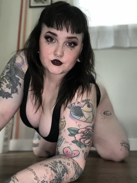 Naakte gelekte OnlyFans-foto van Bunnyrosexx