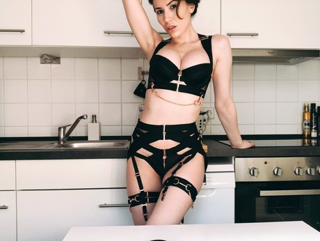 Naakte gelekte OnlyFans-foto van Provocatrix