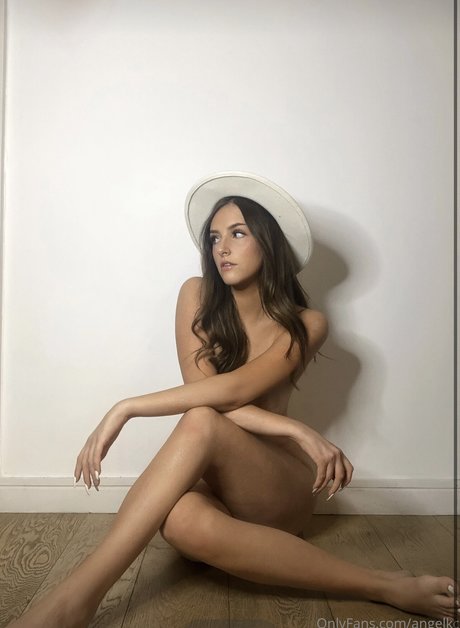 Naakte gelekte OnlyFans-foto van Angelkc Of
