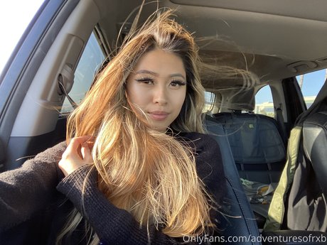 Naakte gelekte OnlyFans-foto van Jamie Luna