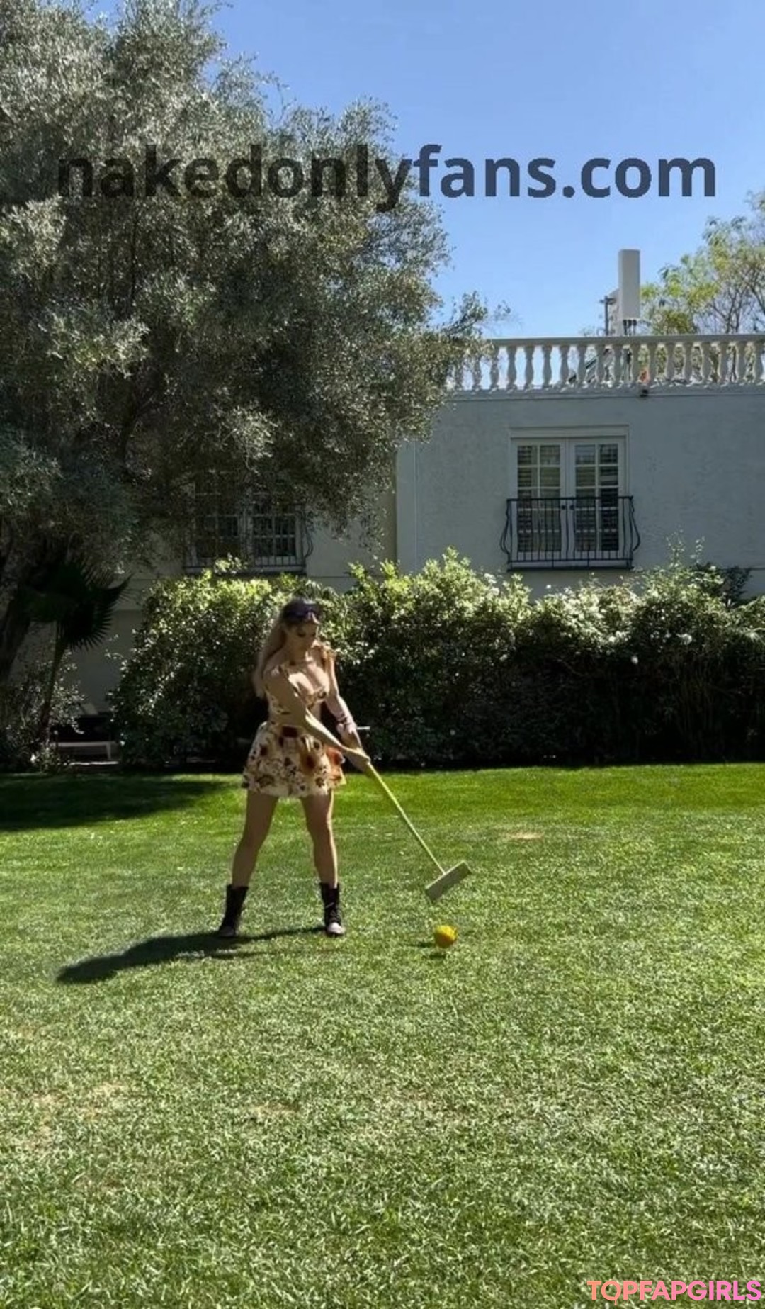 Naakte gelekte OnlyFans-foto van Amanda Cerny #1040