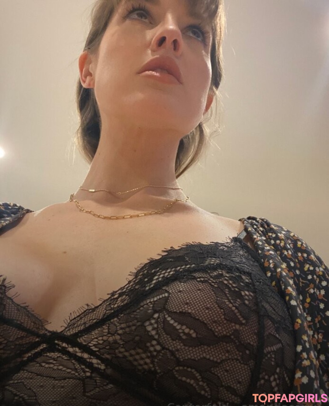 Naakte gelekte OnlyFans-foto van Amanda Cerny #1116