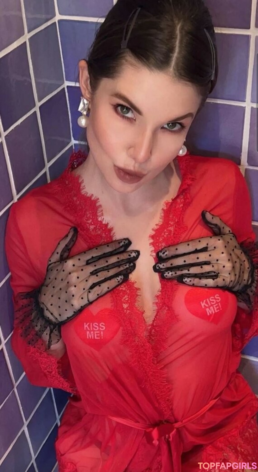 Naakte gelekte OnlyFans-foto van Amanda Cerny #1785