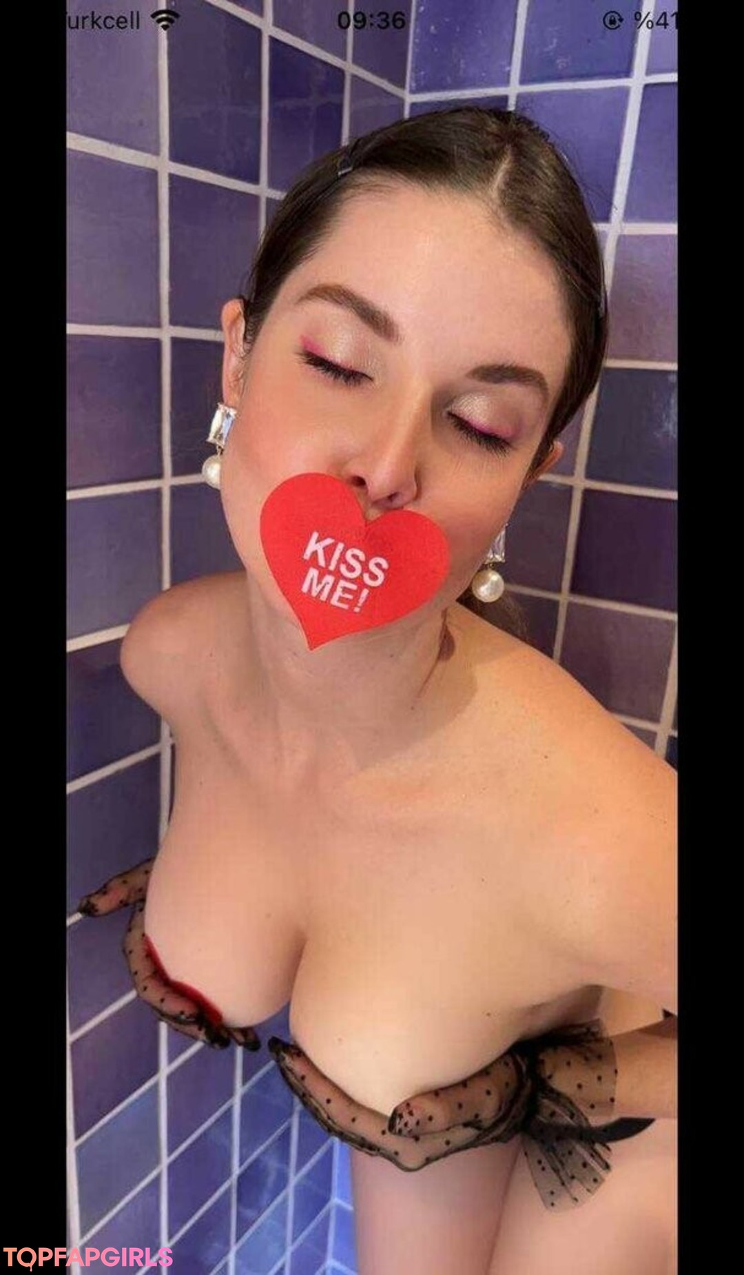 Naakte gelekte OnlyFans-foto van Amanda Cerny #1810