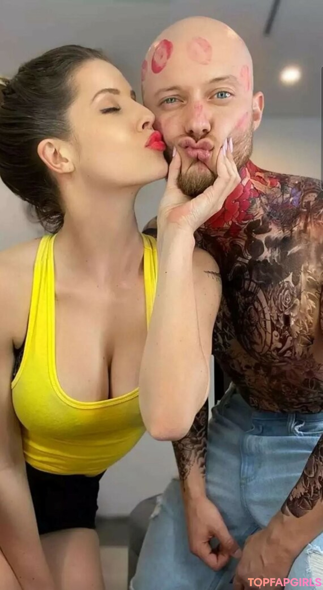 Naakte gelekte OnlyFans-foto van Amanda Cerny #1858